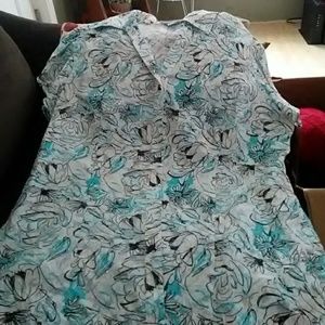 Button up shirt size 14/16